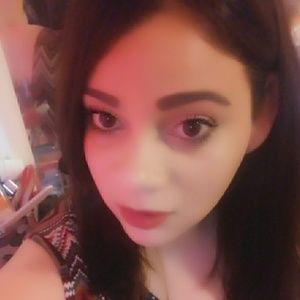 Meet your Posher, Cynthia